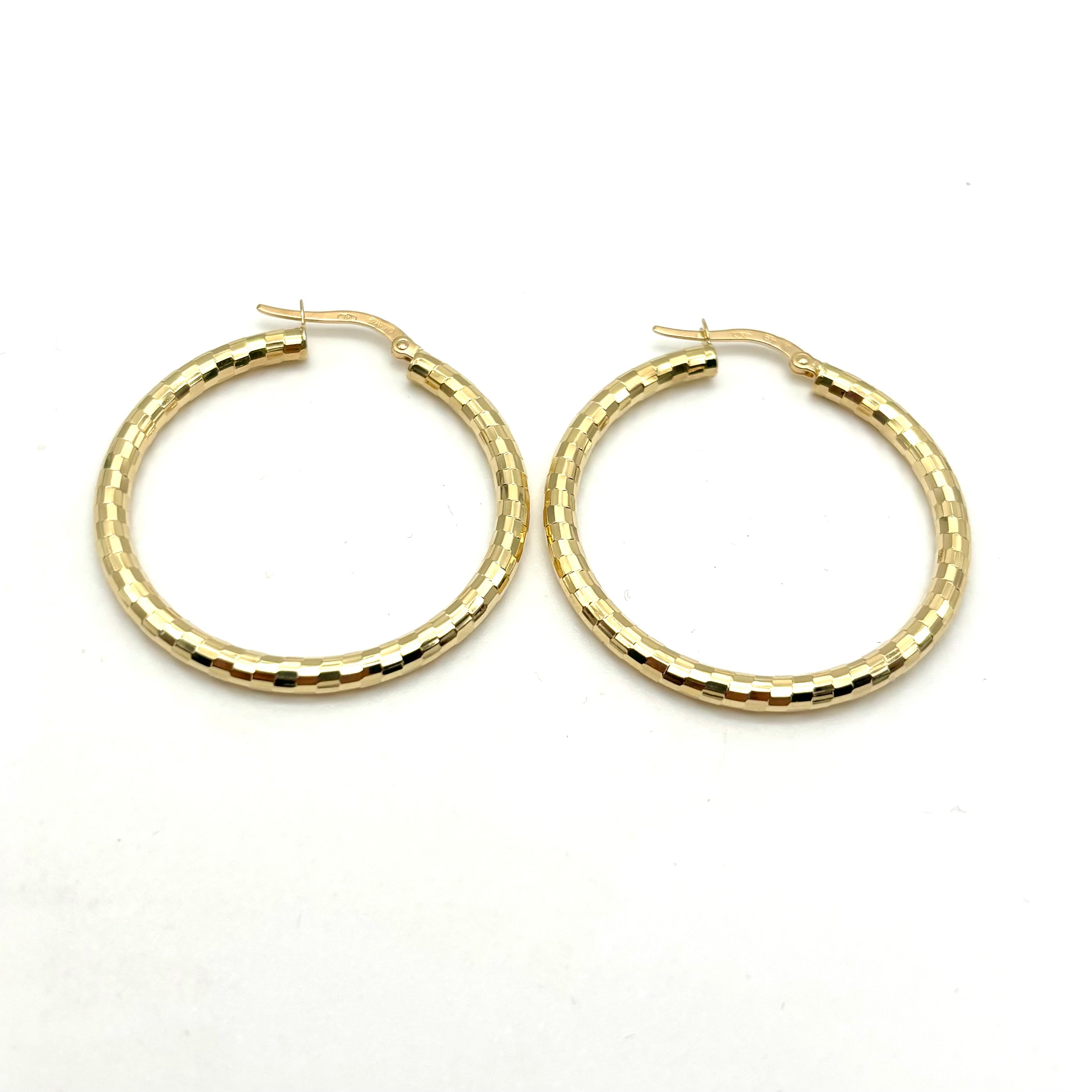 18K GOLD NADINE DIAMOND CUT HOOP EARRINGS - HANDMADE IN ITALY