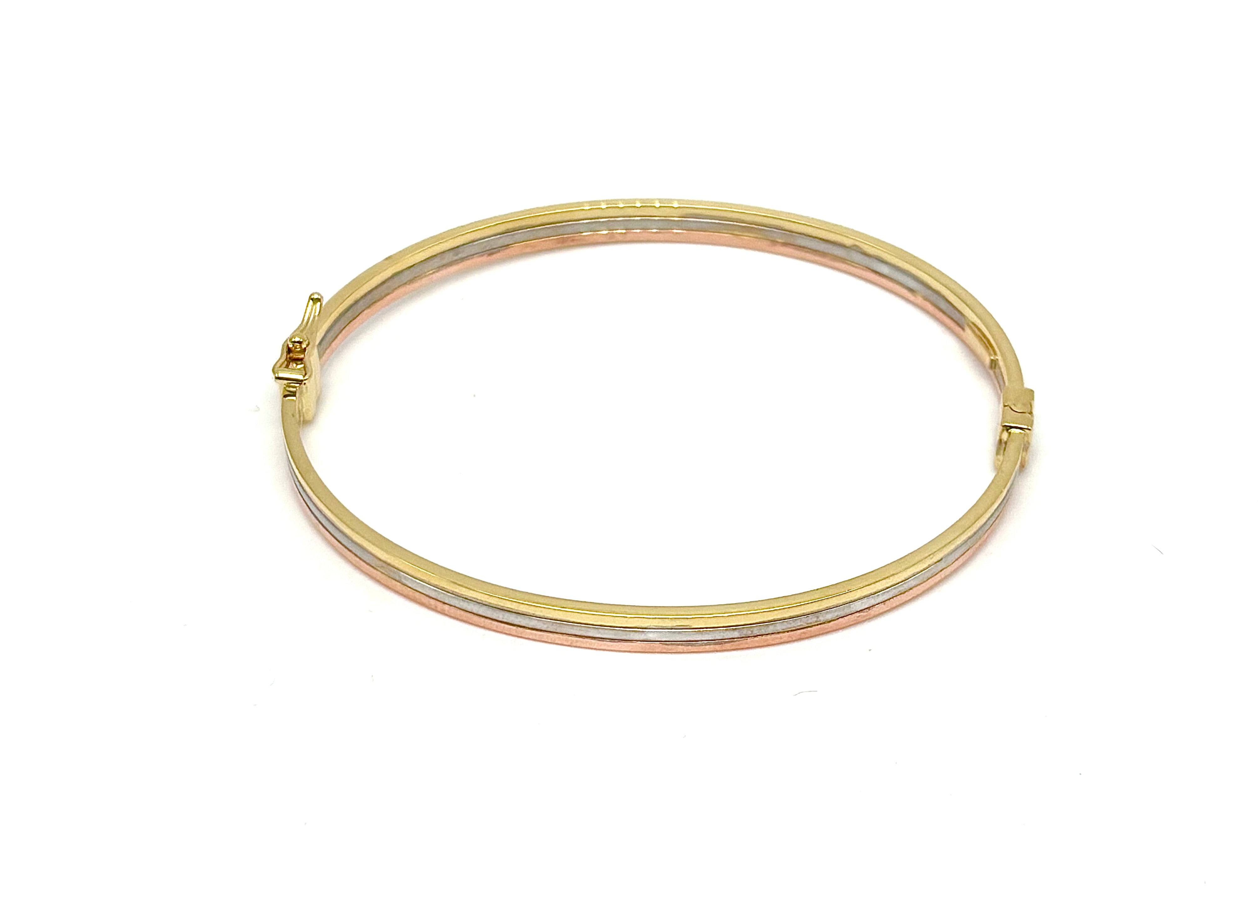18K GOLD BANGLE BRACELET - HANDMADE IN ITALY