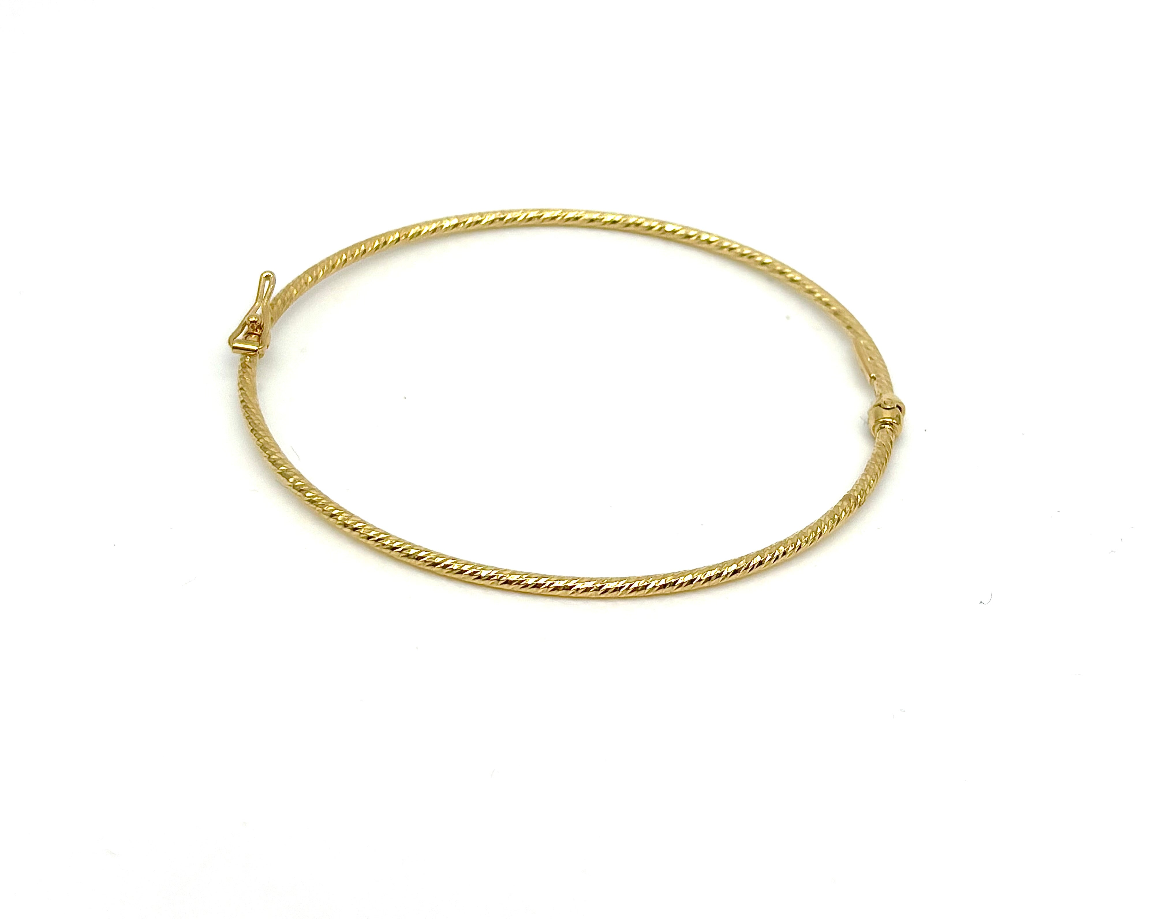 18K GOLD BANGLE BRACELET - HANDMADE IN ITALY