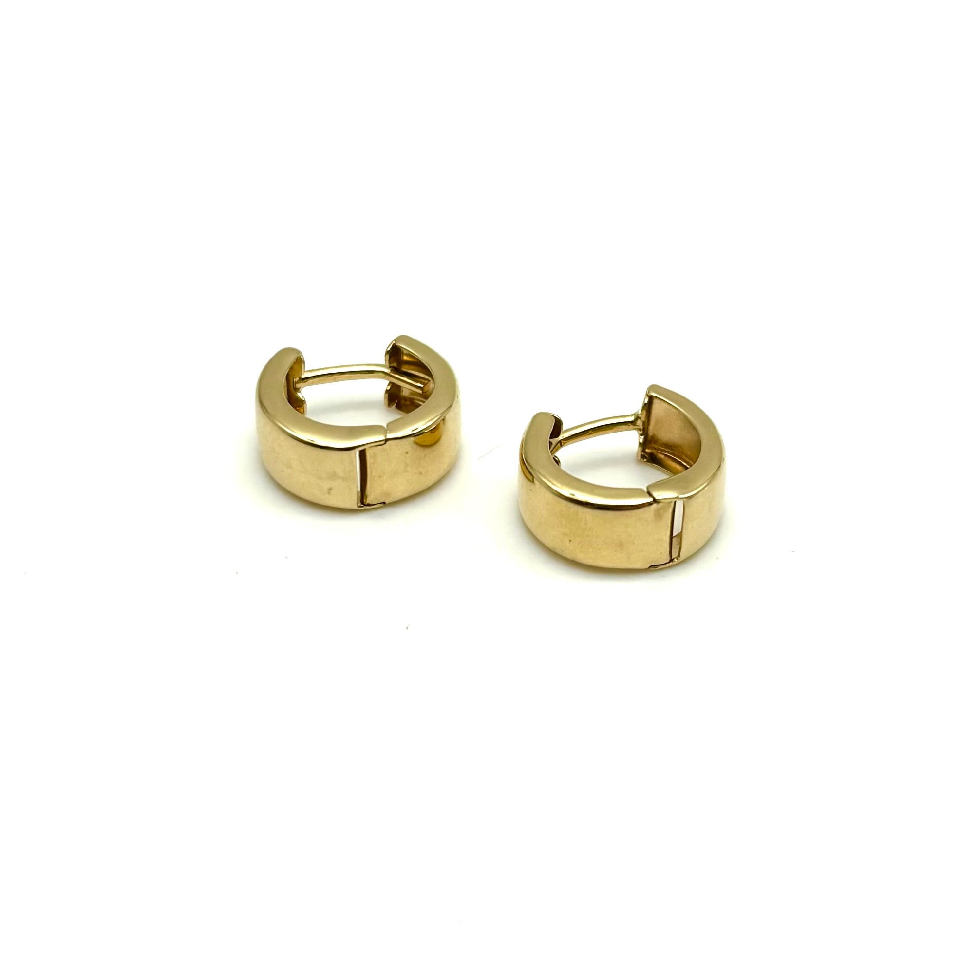18K GOLD AMORE HOOP EARRINGS - HANDMADE IN ITALY
