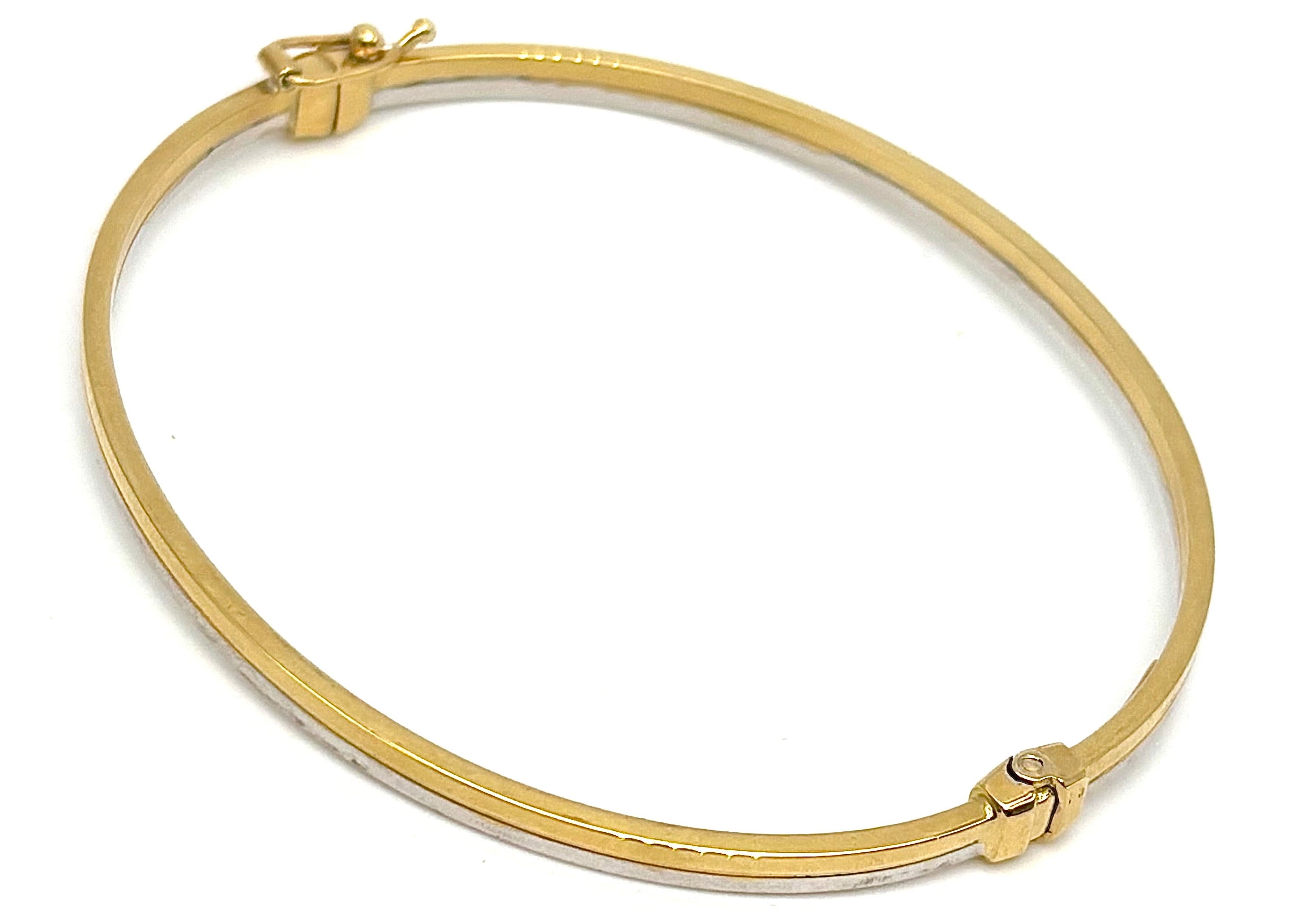 18K GOLD BANGLE BRACELET - HANDMADE IN ITALY