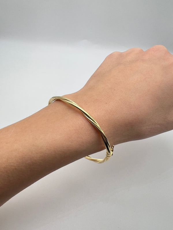 18K GOLD BANGLE BRACELET - HANDMADE IN ITALY