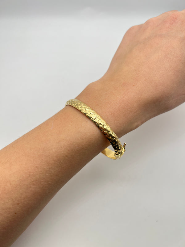 18K GOLD ATHENS BANGLE BRACELET - HANDMADE IN ITALY