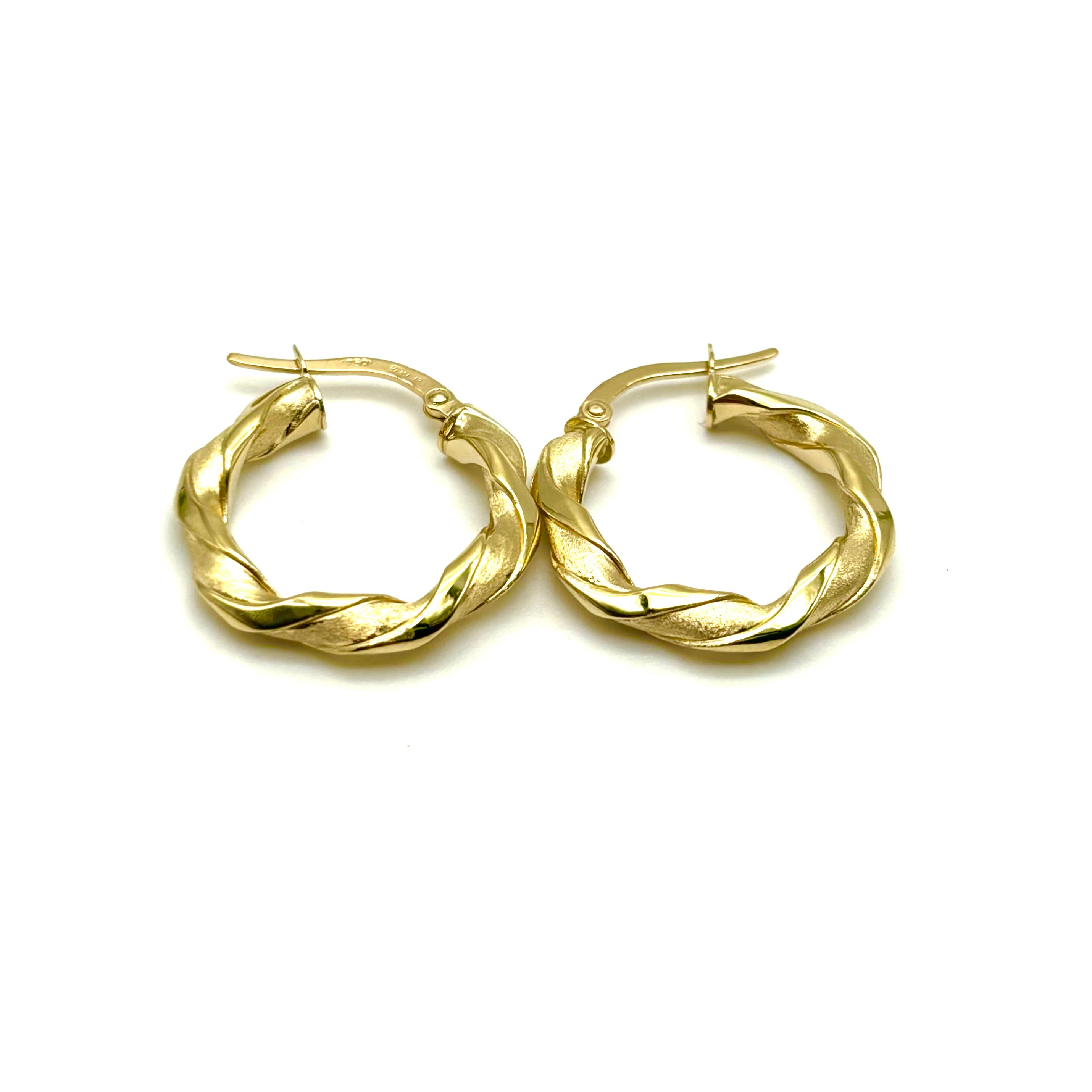 18K GOLD ORNELLA TWISTED HOOP EARRINGS - HANDMADE IN ITALY